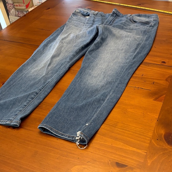 Classic Blue Ankle Jeans - Picture 1 of 6